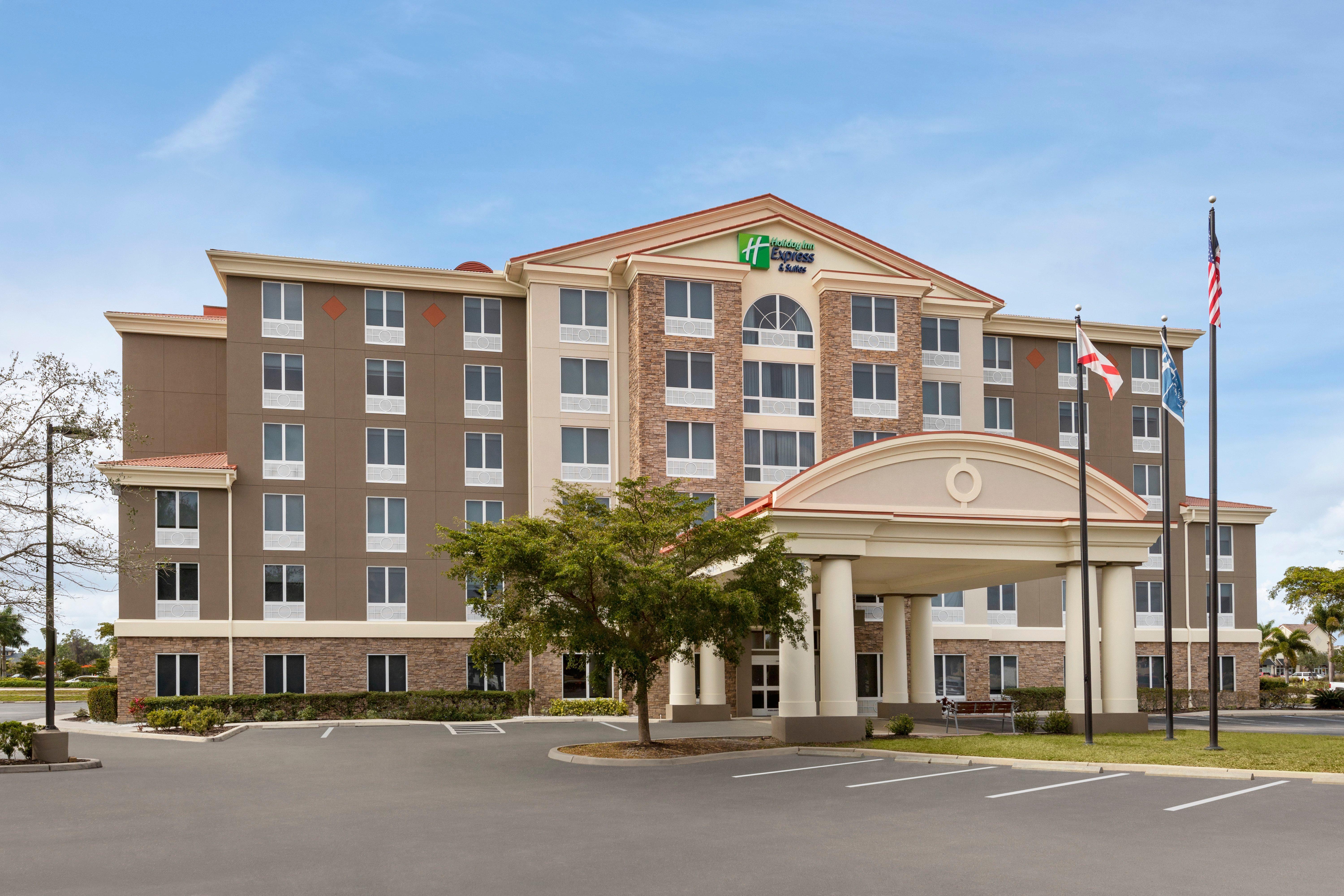 Holiday Inn Express Hotel & Suites Fort Myers East - The Forum, An Ihg Hotel Exteriér fotografie